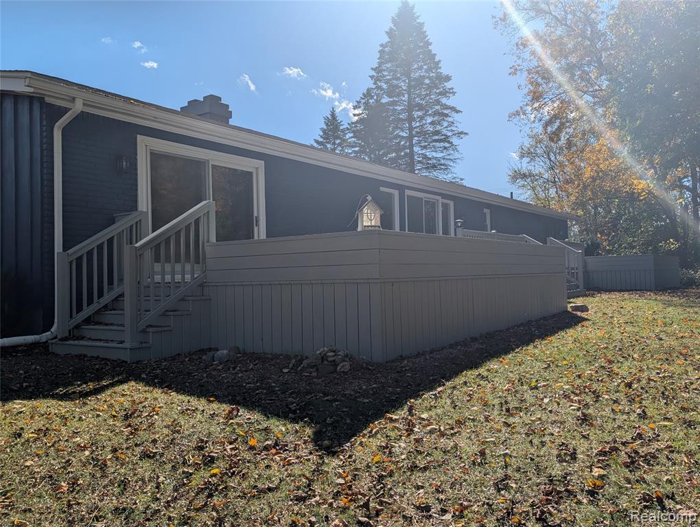 6353 Perry Road Grand Blanc, MI 48439 - Photo 3 of 61