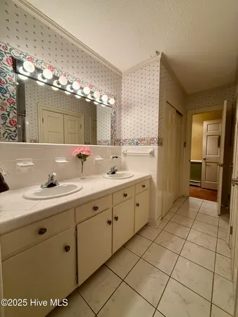 $246,000 | 903 Woodlawn Drive, Williamston, NC 27892