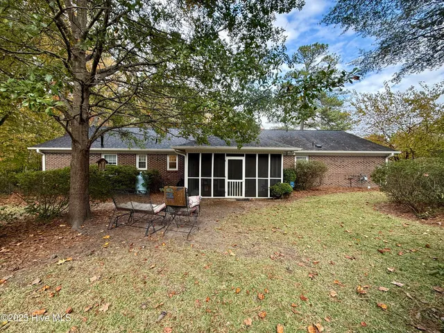 $249,500 | 903 Woodlawn Drive, Williamston, NC 27892