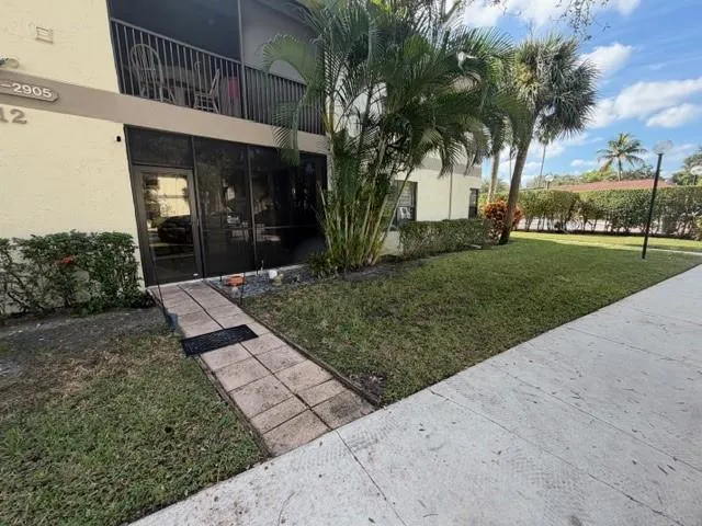 $280,000 | 2899 Carambola Circle South, Unit 2090, Coconut Creek, FL 33066