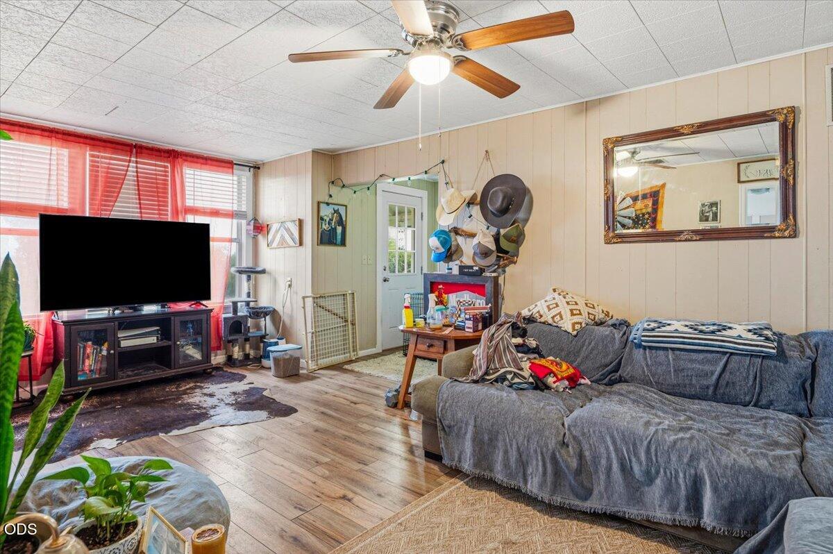 10410 Southwest Houston Lake Road Powell Butte, OR 97753 - Photo 43 of 92