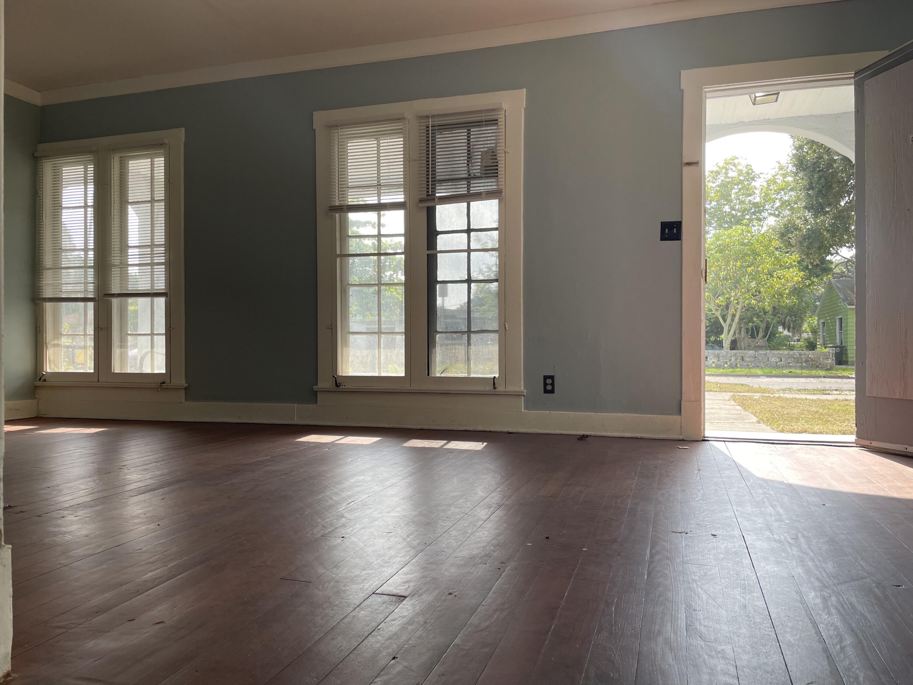 1109 Colonial Road Fort Pierce, FL 34950 - Photo 28 of 54 IMG_0540
