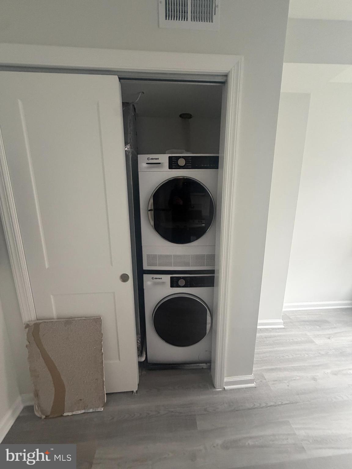 112 East Huntingdon Street, Unit 2 Philadelphia, PA 19125 - Photo 2 of 12 a utility room with dryer and washer
