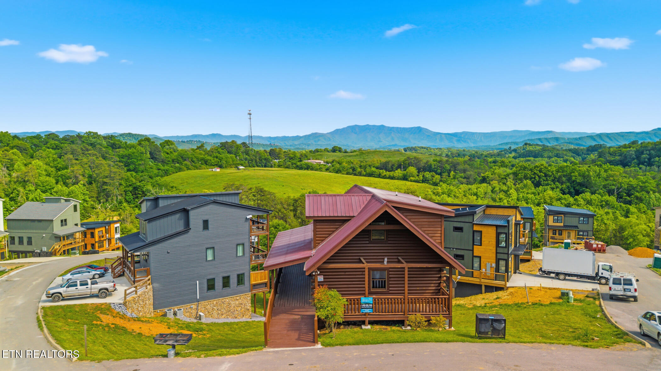 1571 Rainbow Ridge Way Sevierville, TN 37862 - Photo 36 of 44 dji_20260513162326_0417_d