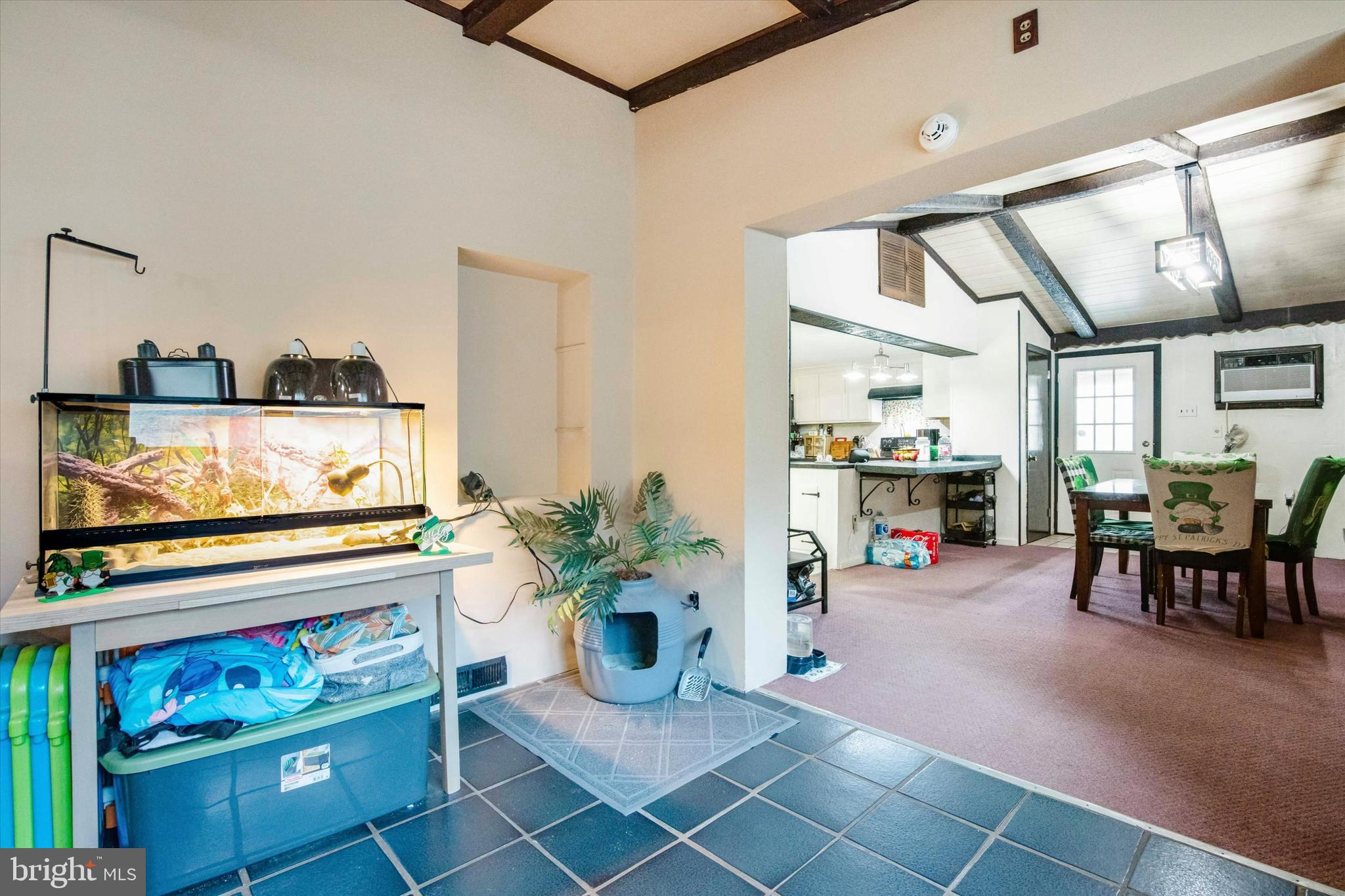 3006 Wild Run Road Pennsburg, PA 18073 - Photo 11 of 30 Library