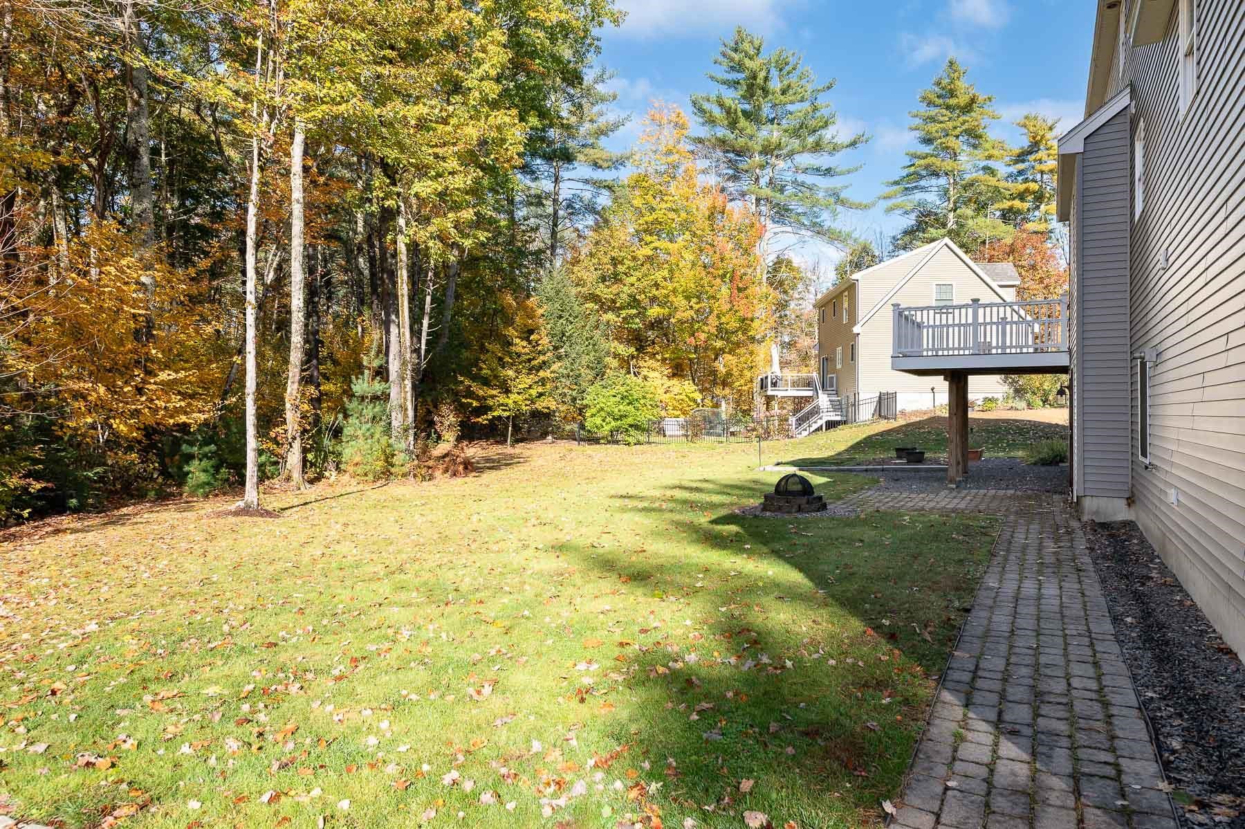 156 Old Rochester Road Somersworth, NH 03878 - Photo 2 of 45