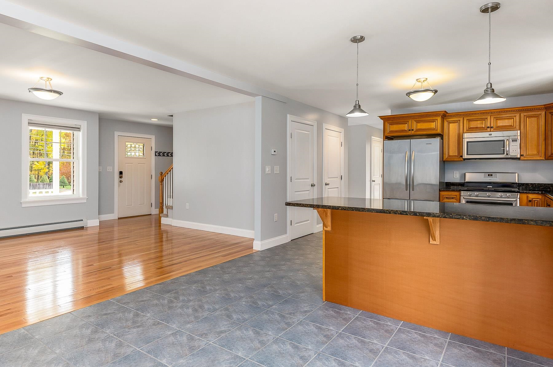 156 Old Rochester Road Somersworth, NH 03878 - Photo 3 of 45