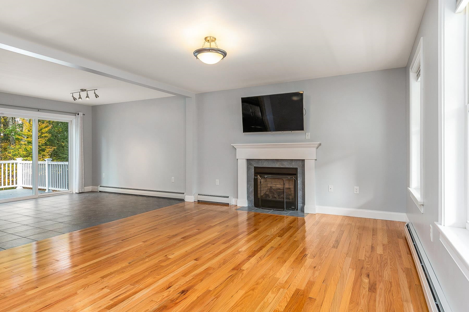 156 Old Rochester Road Somersworth, NH 03878 - Photo 7 of 45