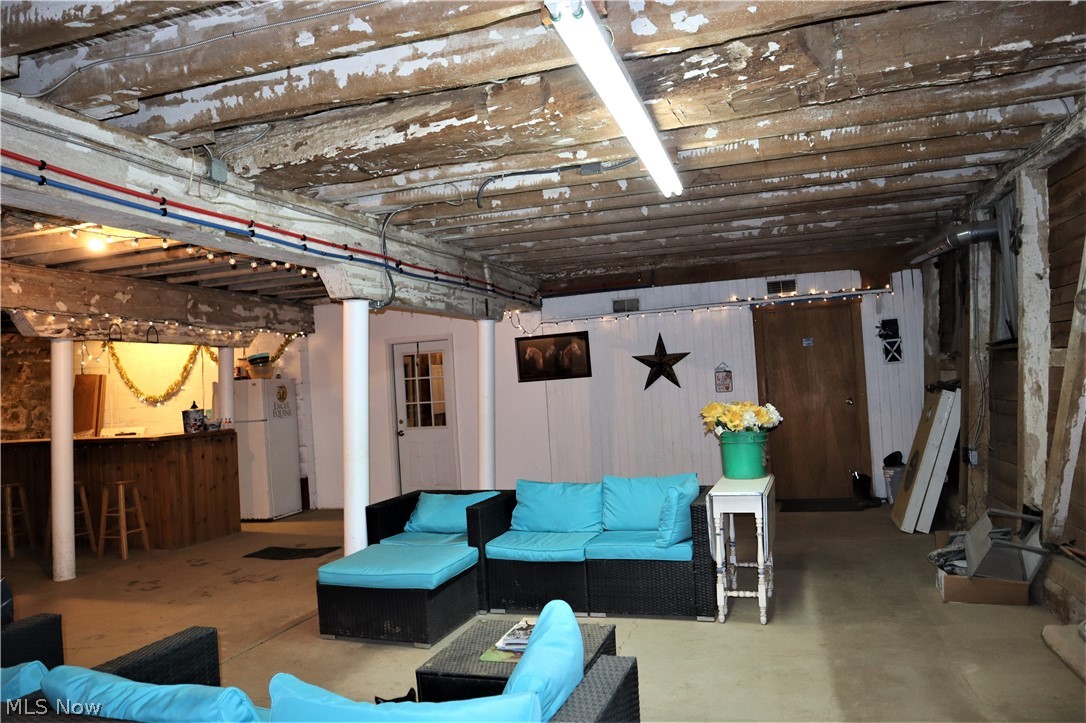 8544 River Styx Road Wadsworth, OH 44281 - Photo 20 of 35 Lower level bank barn, client lounge, entertainmant area. Apartment adjacent...