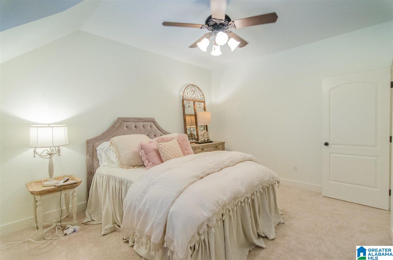 2076 Cahaba Valley Road Pelham, AL 35124 - Photo 32 of 47