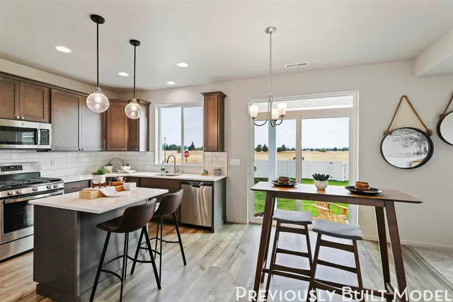 $489,900 | 509 North Arc Court, Spokane Valley, WA 99016