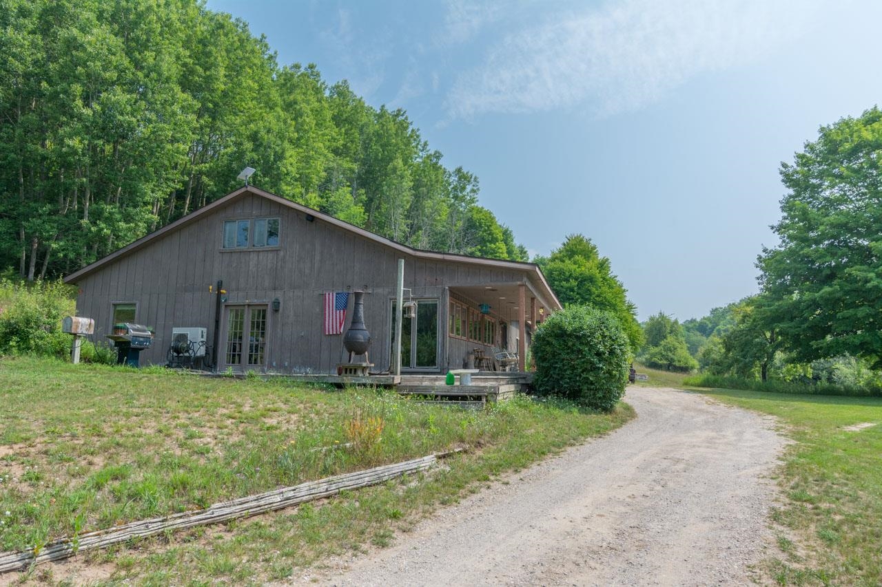 7557 South Schomberg Road Cedar, MI 49621 - Photo 9 of 52
