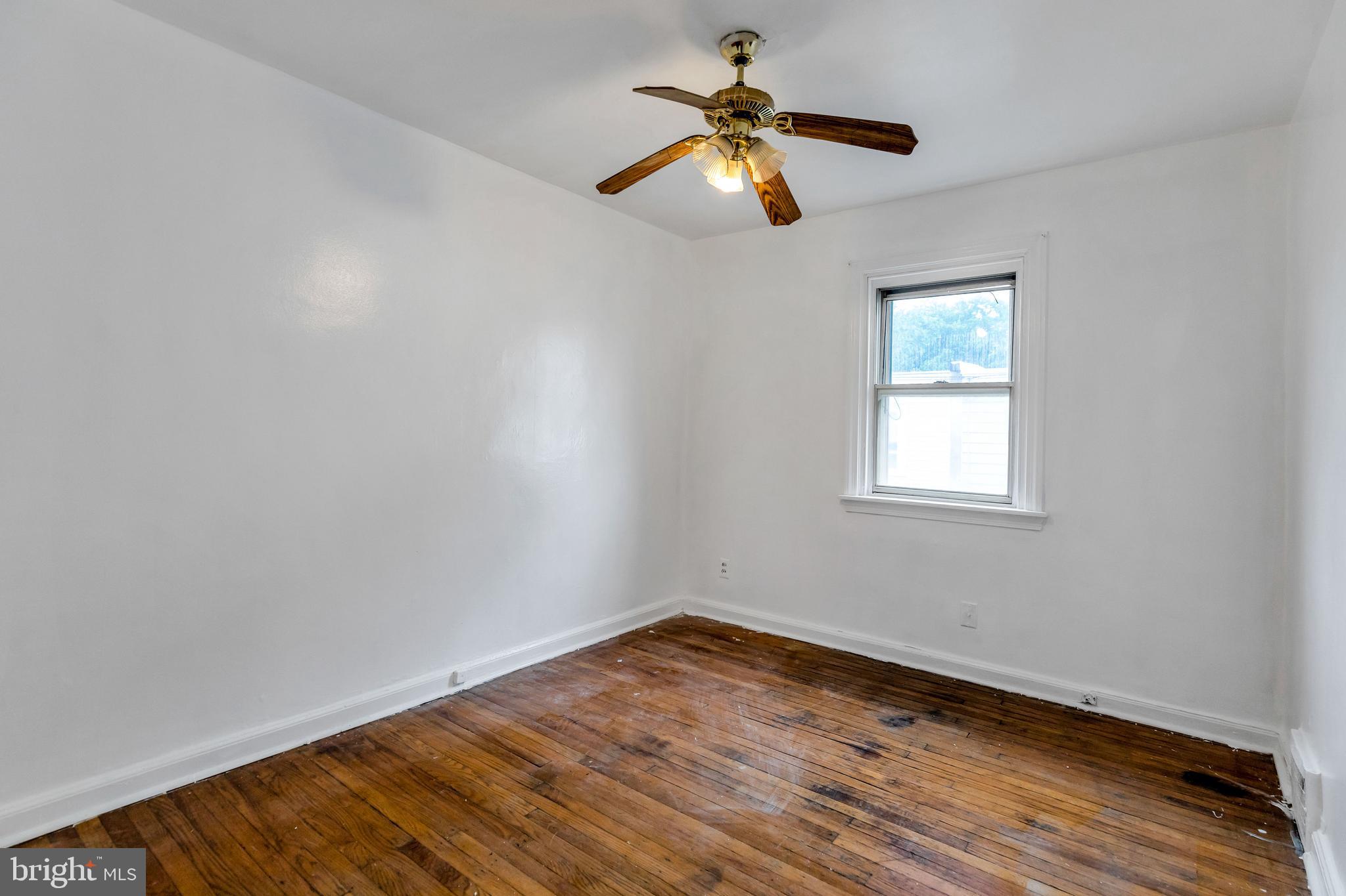 7247 Glenthorne Road Upper Darby, PA 19082 - Photo 15 of 22