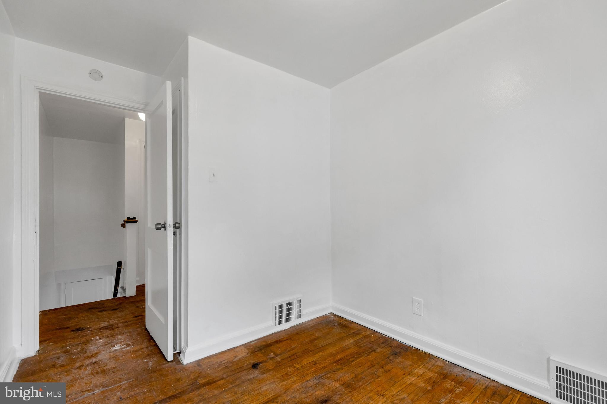 7247 Glenthorne Road Upper Darby, PA 19082 - Photo 18 of 22