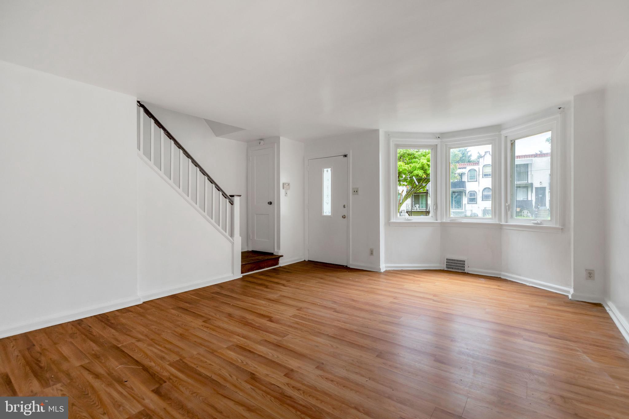 7247 Glenthorne Road Upper Darby, PA 19082 - Photo 6 of 22