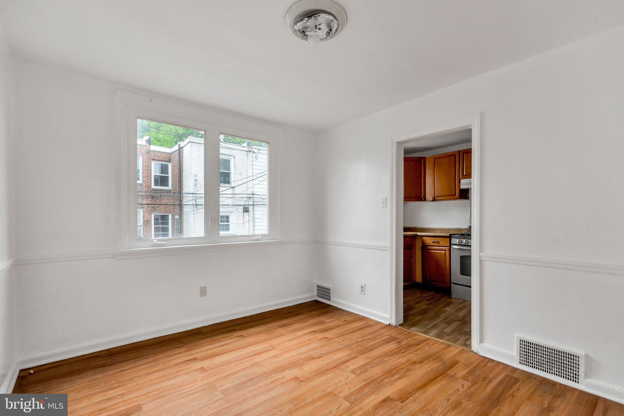 7247 Glenthorne Road Upper Darby, PA 19082 - Photo 8 of 22