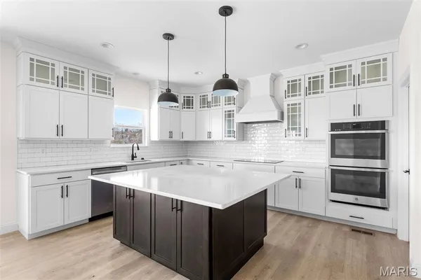 $587,900 | 2 Sequoia At Regal Pines, Ballwin, MO 63021