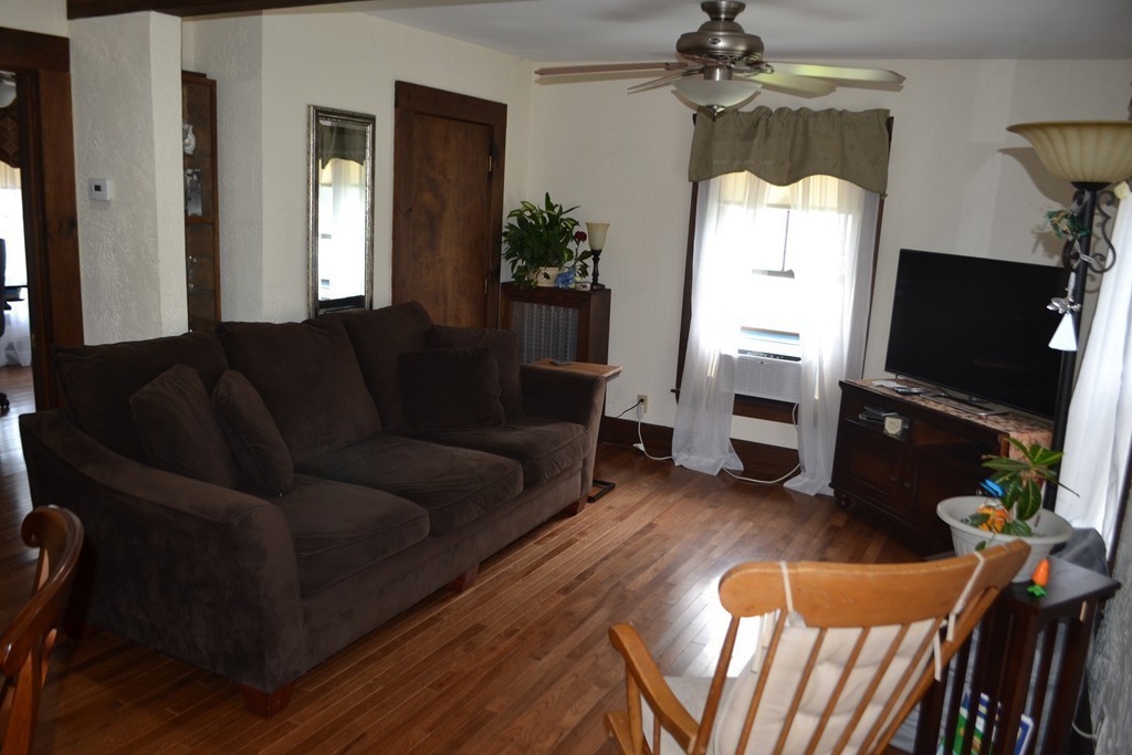 20 Rutland Street Hudson, MA 01749 - Photo 10 of 31 Gallery Image 10