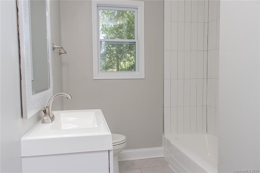 1526 Old Landsford Road Lancaster, SC 29720 - Photo 11 of 17 Gallery Image 11
