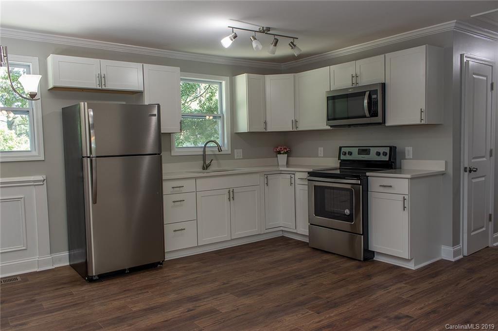 1526 Old Landsford Road Lancaster, SC 29720 - Photo 6 of 17 Gallery Image 6