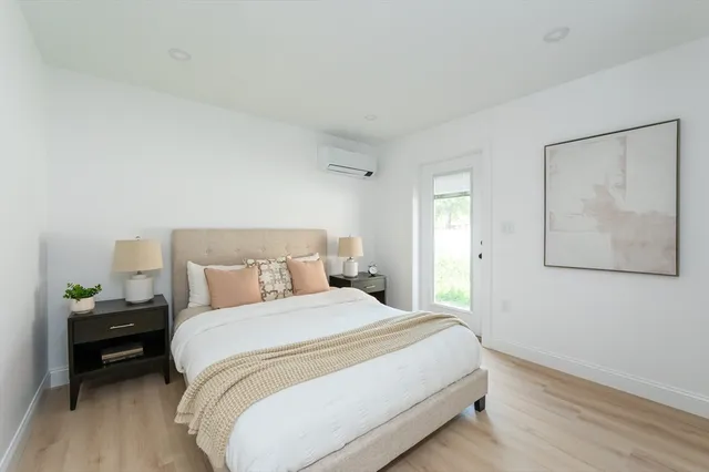 $1,800 | 7 Kenoza Avenue, Unit 201, Haverhill, MA 01830