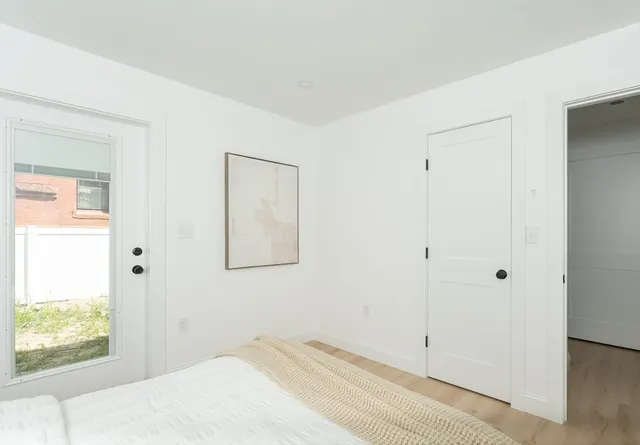 $1,800 | 7 Kenoza Avenue, Unit 201, Haverhill, MA 01830