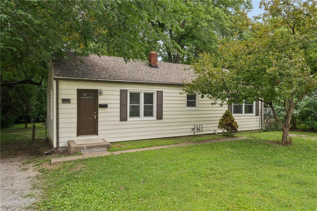 2811 South Northern Boulevard Independence, MO 64052 - Photo 2 of 44