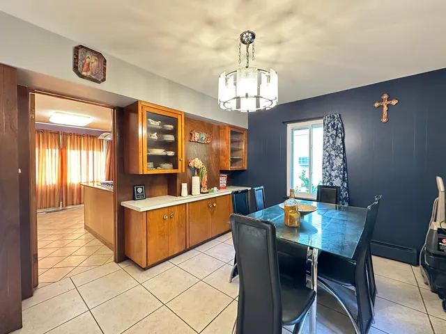 $259,000 | 918 North Linden Avenue, Waukegan, IL 60085