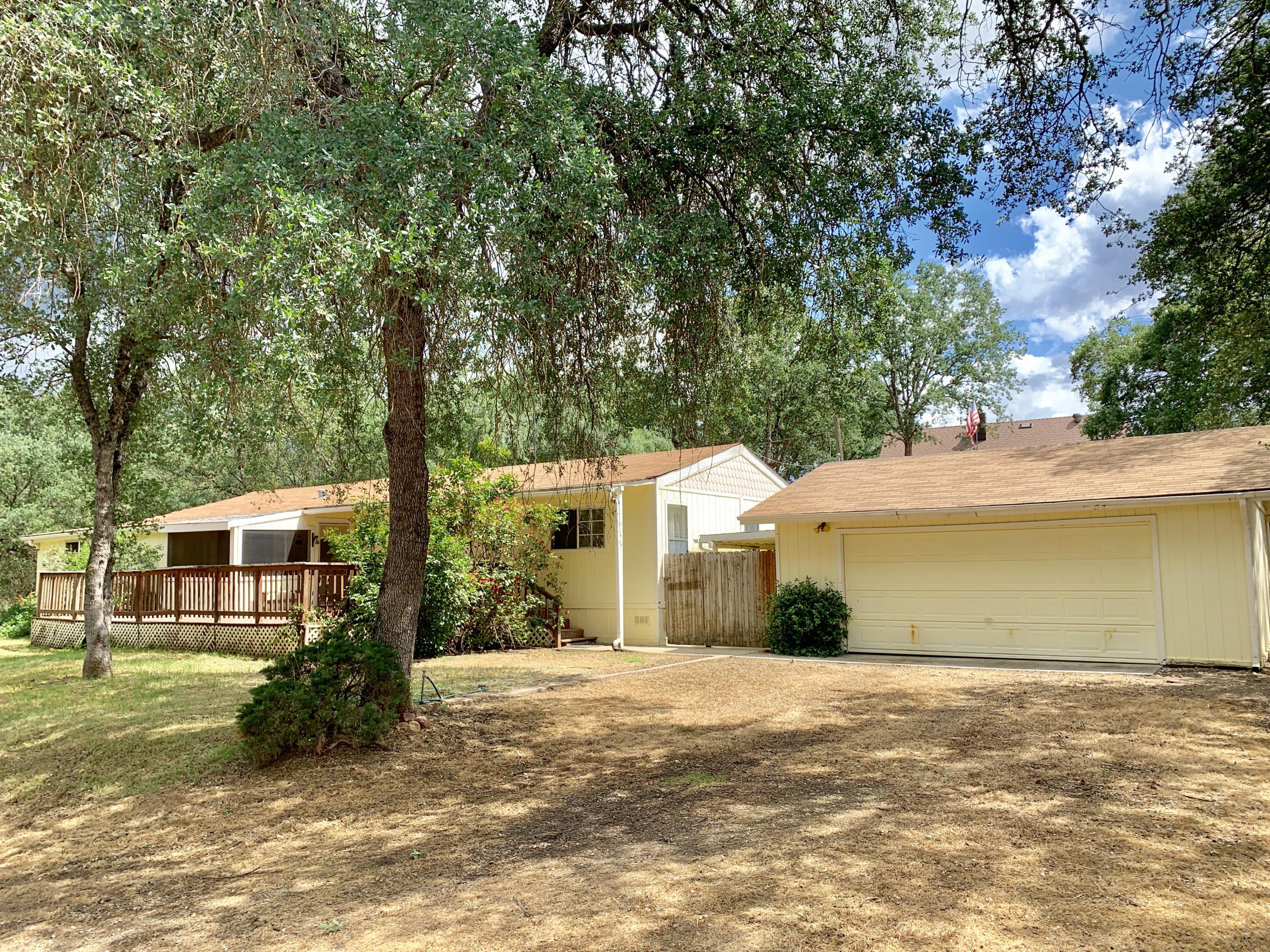 40580 Harris Road Springville, CA 93265 - Photo 1 of 45 fullsizeoutput_4433