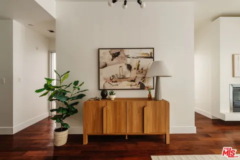 $625,000 | 6735 Yucca Street, Unit 101, Los Angeles, CA 90028