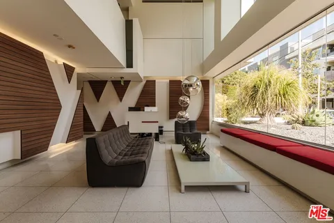 $625,000 | 6735 Yucca Street, Unit 101, Los Angeles, CA 90028