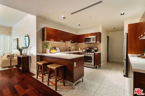 $625,000 | 6735 Yucca Street, Unit 101, Los Angeles, CA 90028