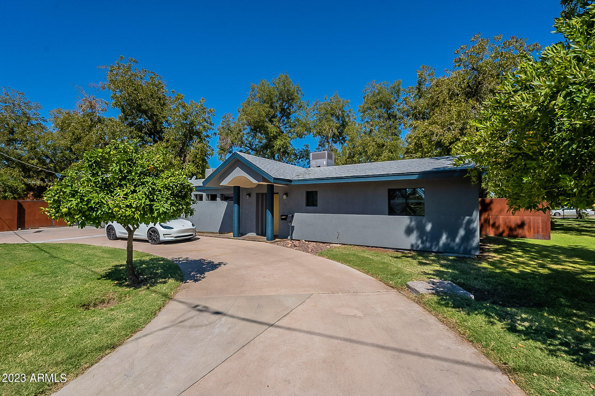 726 East Ocotillo Road Phoenix, AZ 85014 - Photo 5 of 74 Ocotillo-2