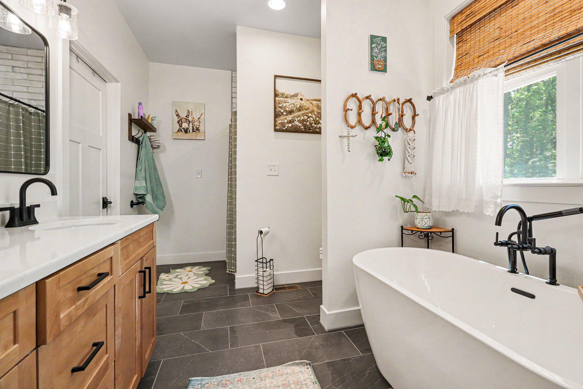 1685 Chopping Road Mineral, VA 23117 - Photo 24 of 34 Primary spa-like bathroom retreat.