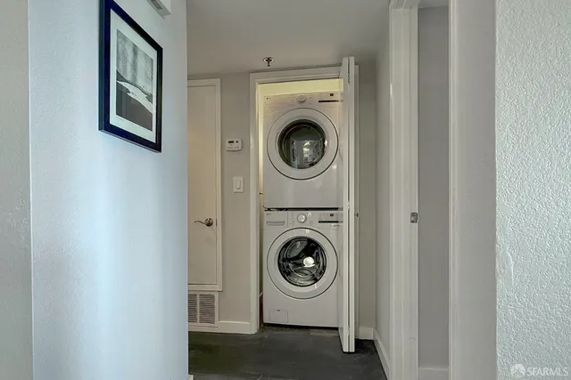 $950,000 | 208 Palmetto Avenue, Pacifica, CA 94044