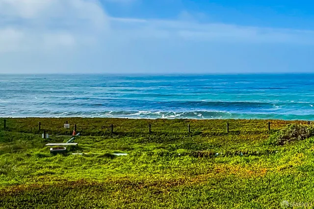 $950,000 | 208 Palmetto Avenue, Pacifica, CA 94044