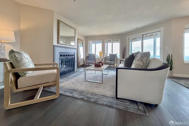 $950,000 | 208 Palmetto Avenue, Pacifica, CA 94044