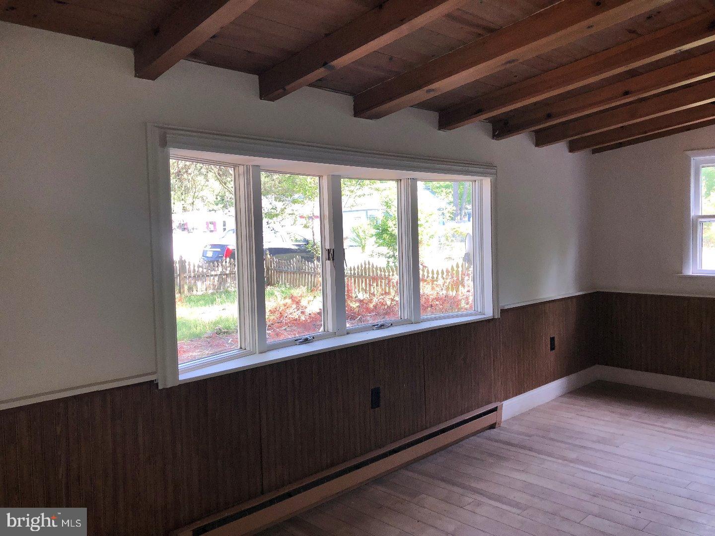 241 Poplar Road Millville, NJ 08332 - Photo 6 of 16 Gallery Image 6