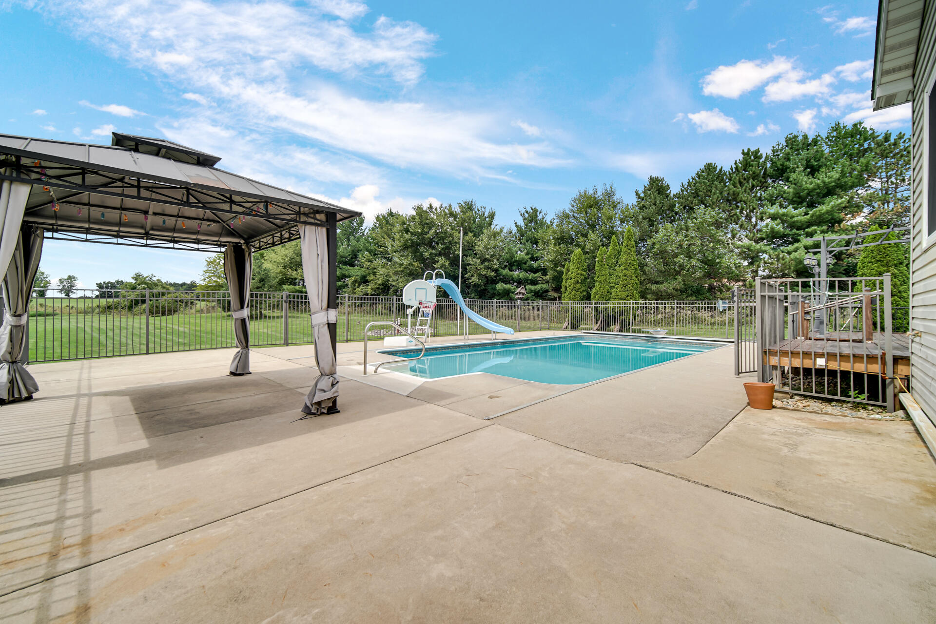 148 Timber Point Court Valparaiso, IN 46385 - Photo 5 of 30 a view of a park with slide