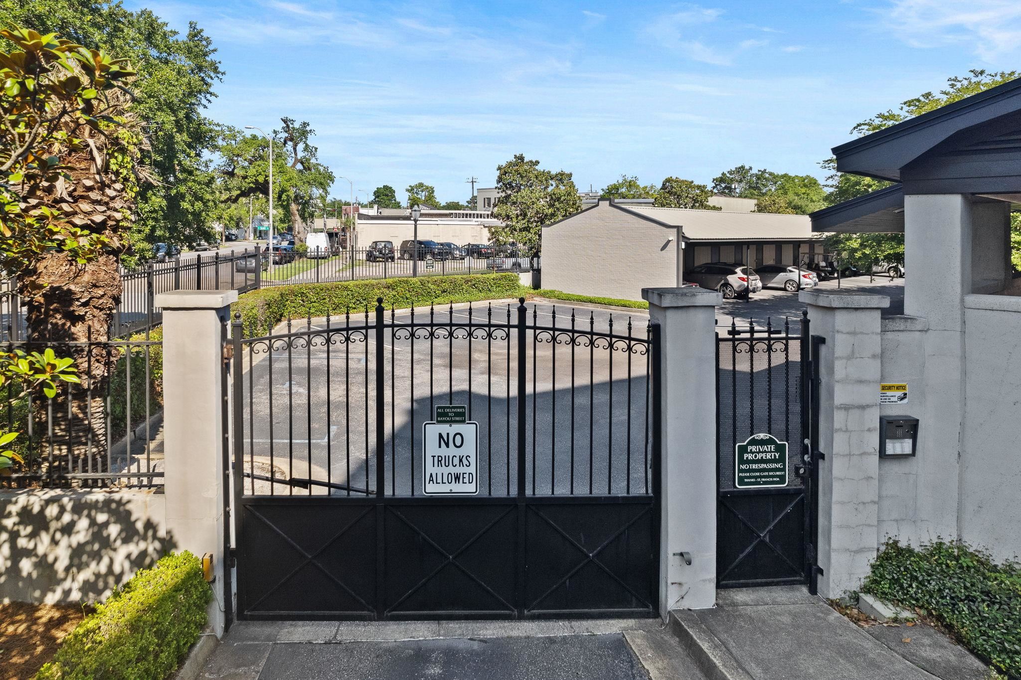 753 St Francis Street, Unit TH1004 Mobile, AL 36602 - Photo 55 of 56 Fence