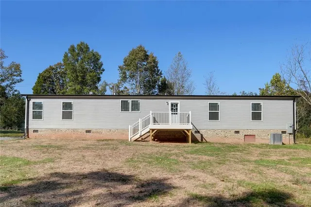 $265,000 | 3673 Highway 220, Stoneville, NC 27048