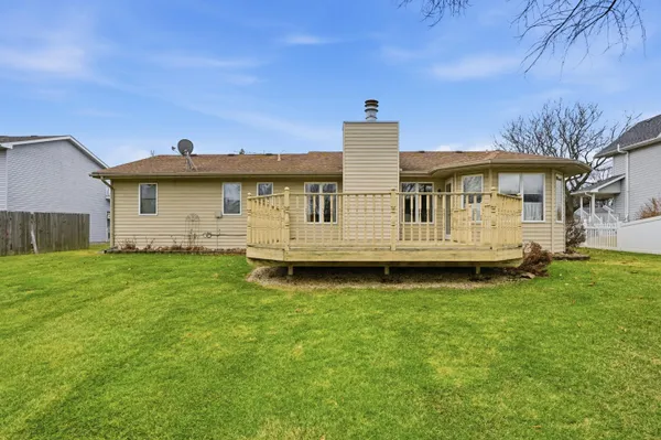 $324,900 | 740 Meadow Lane, Crown Point, IN 46307