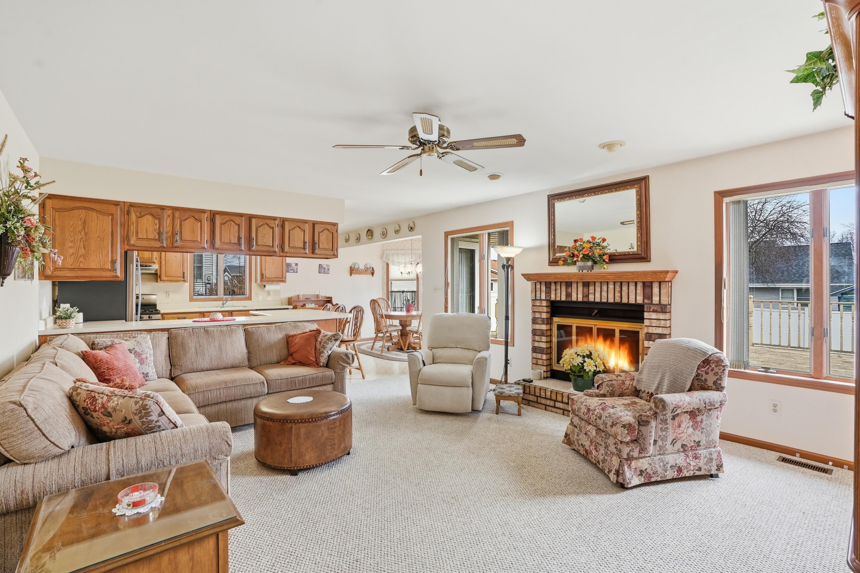 740 Meadow Lane Crown Point, IN 46307 - Photo 7 of 24 3000x1999