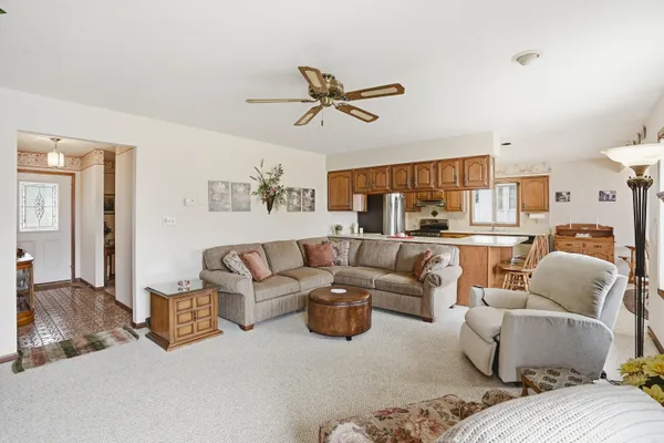 $324,900 | 740 Meadow Lane, Crown Point, IN 46307