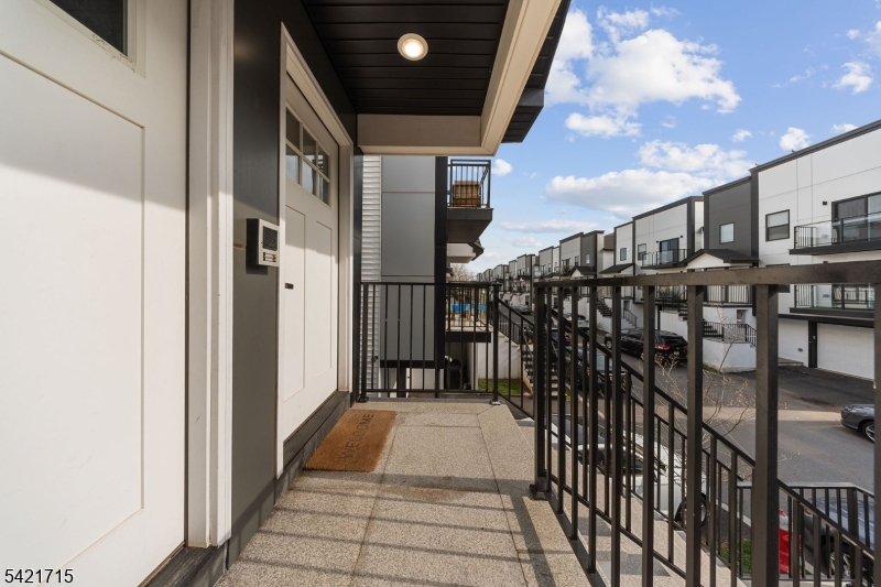 735 Seaport Drive, Unit 2 Elizabeth, NJ 07201 - Photo 26 of 28 a view of a balcony