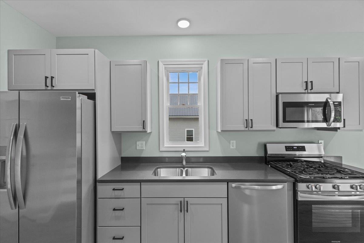 23 Ferris Street, Unit 101 St. Albans, VT 05478 - Photo 9 of 33