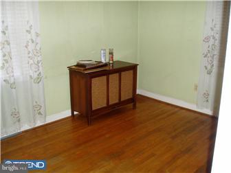 46 South Dupont Road Carneys Point, NJ 08069 - Photo 8 of 10 Gallery Image 8