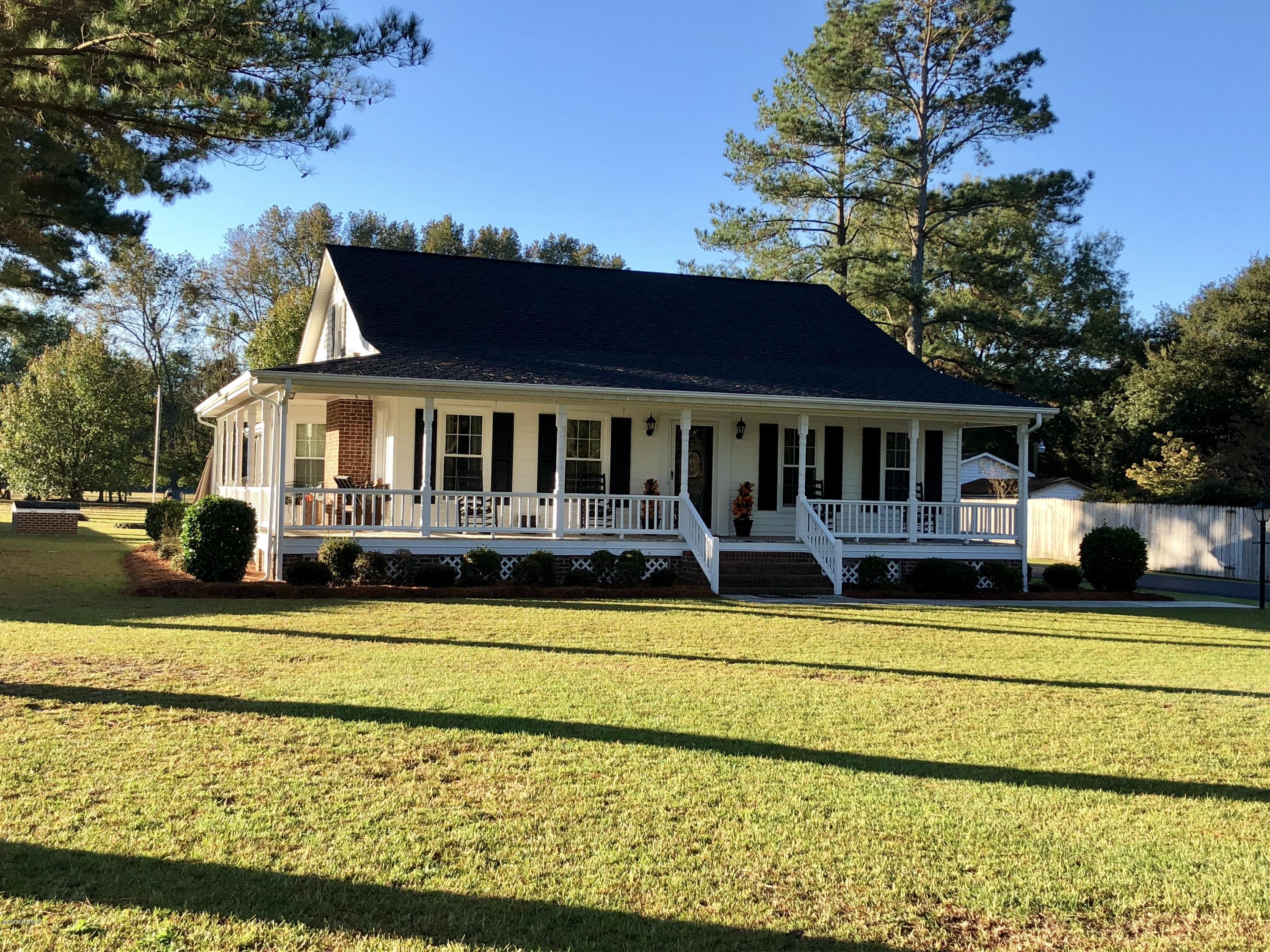 655 Welcome School Road Autryville, NC 28318 - Photo 2 of 31 IMG_E0560