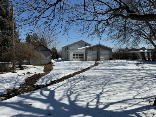 $299,000 | 923 11th Avenue South, Onalaska, WI 54650