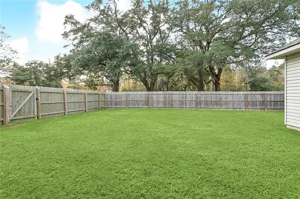 $325,000 | 709 Jackson Court, Madisonville, LA 70447